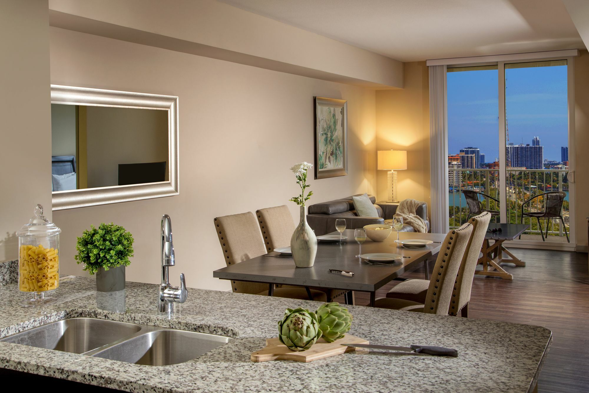 Shorecrest Bay Luxury Appartement *